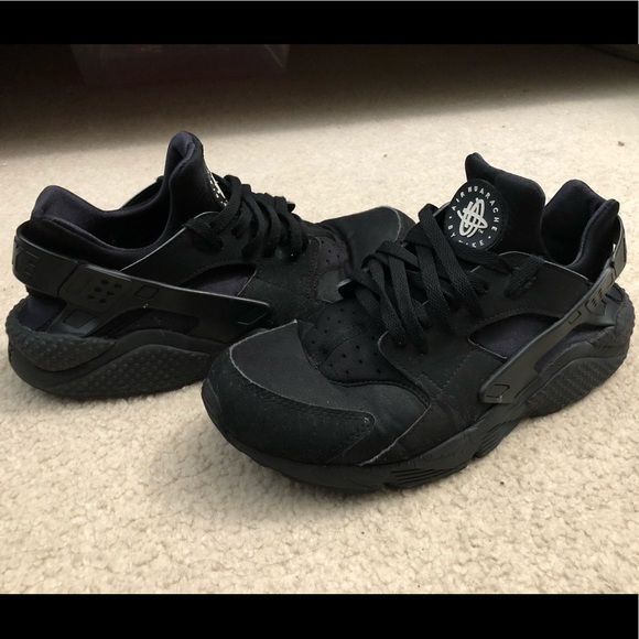 black huaraches mens size 11